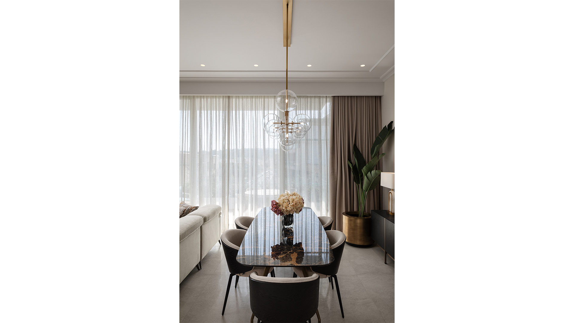 Contemporary Elegance